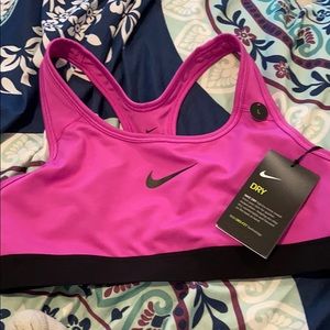 BRAND NEW!! nike sports bra